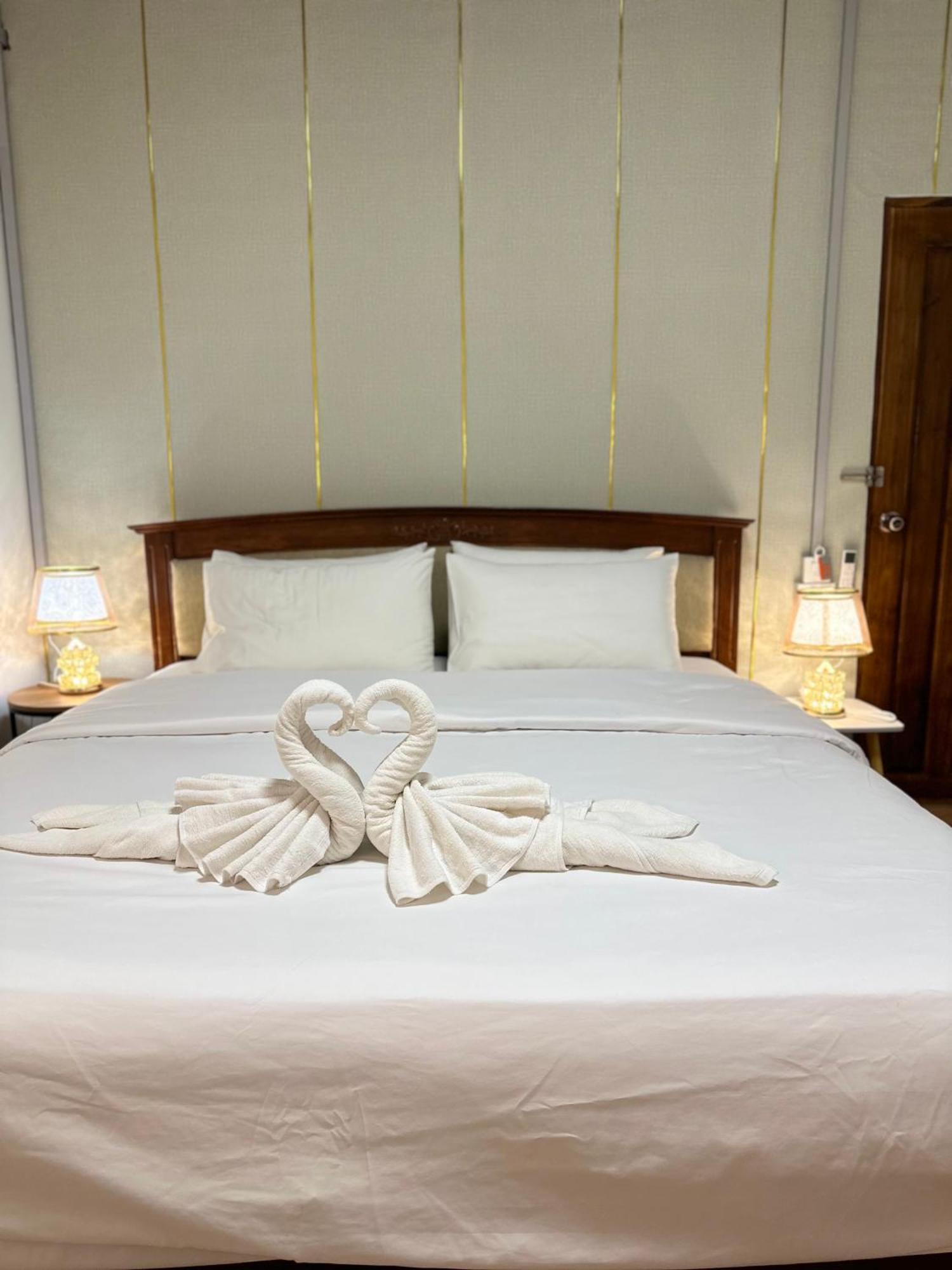 Service Apartment ห้อง102 ใจกลางเมืองใกล้แหล่งท่องเที่ยว Lampang Luaran gambar